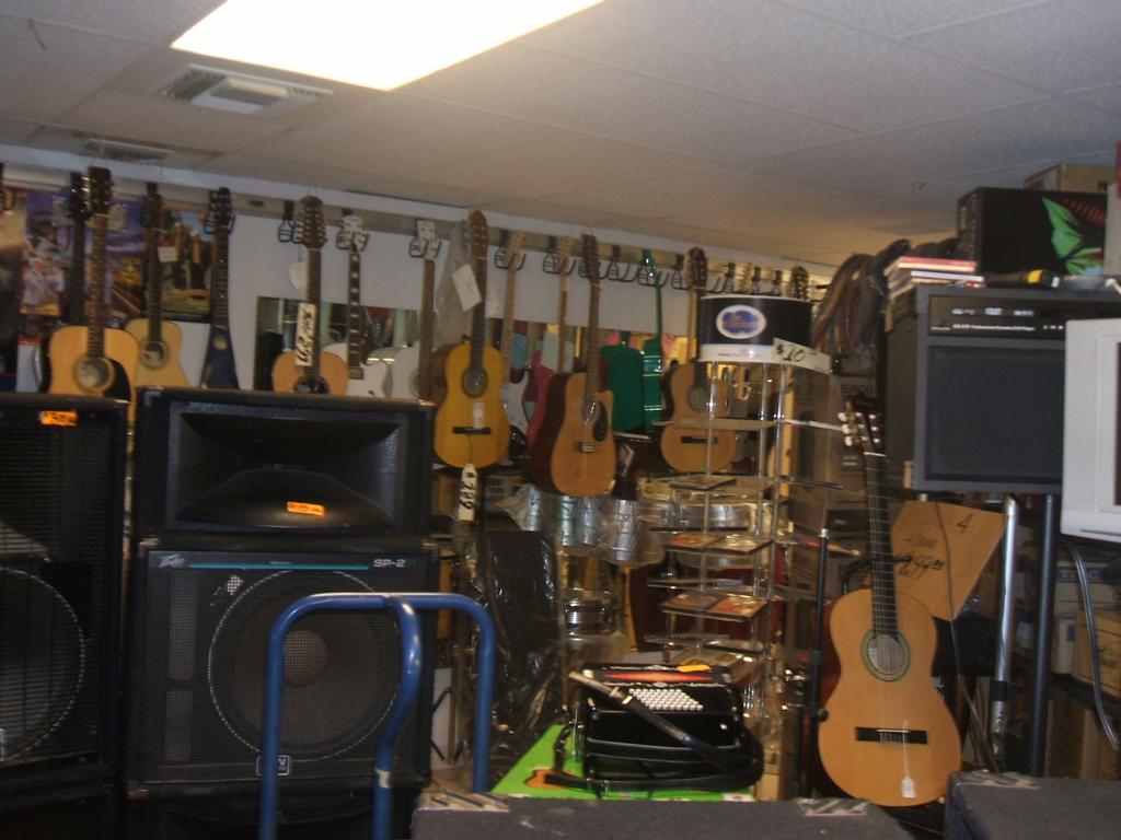 Campos Music & Supplies Mesa AZ 85204 4806104647 Music
